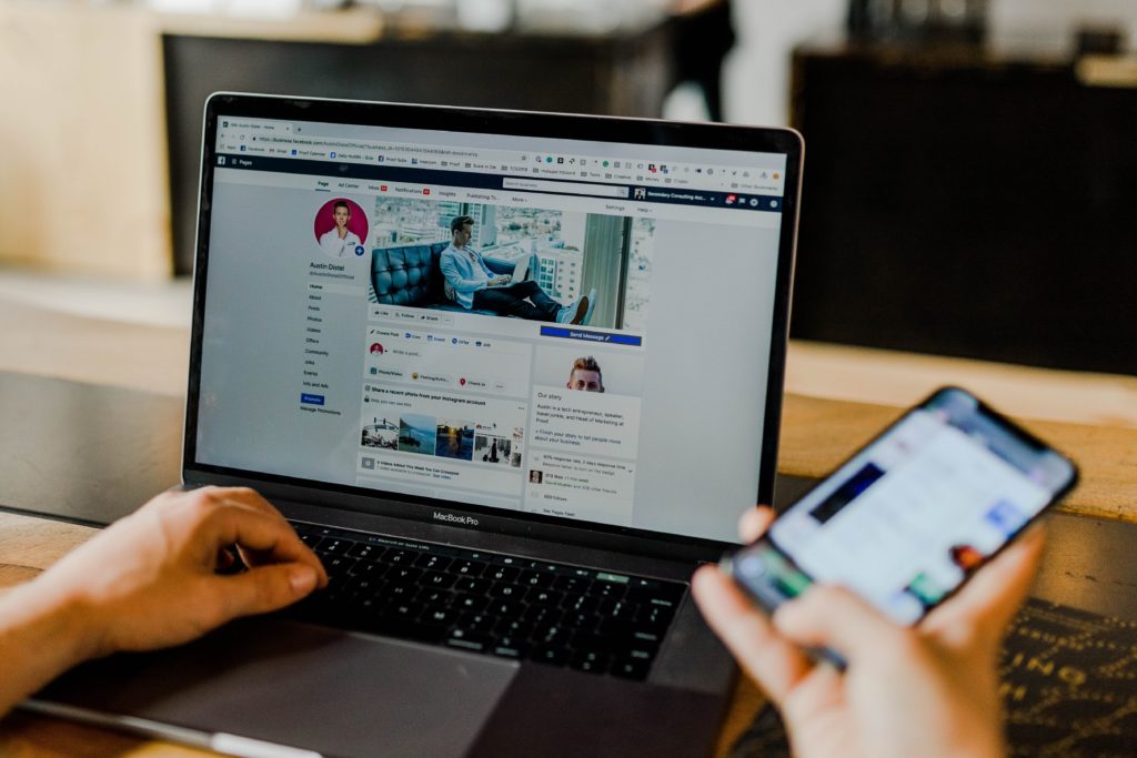 Facebook, parmi les réseaux sociaux qui innovent