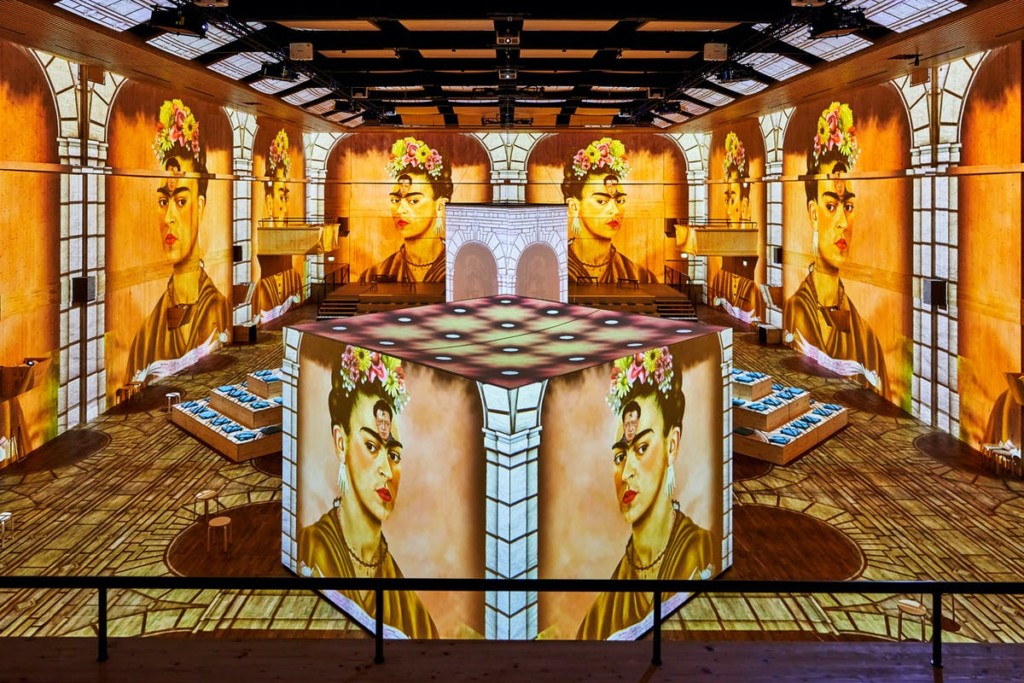 L'Intelligence Artificielle permettant une immersion à 360° dans les musées.