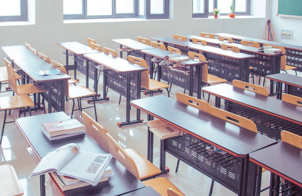 Des formations en gestion administrative sont à privilégier pour exercer ce type d'emploi